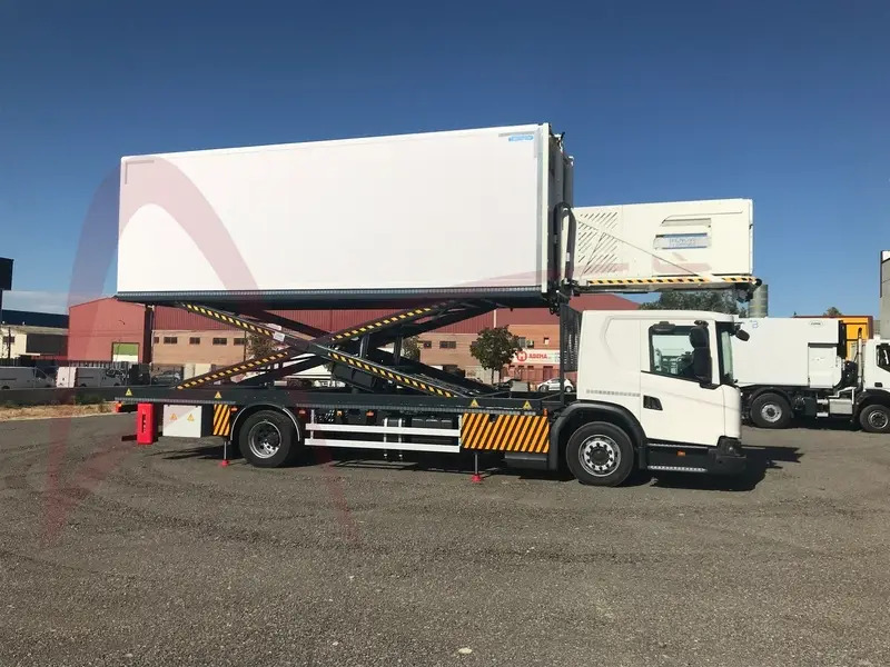 TECNOVE L280 B4X2LB - Camión de catering: foto 4 TECNOVE L280 B4X2LB - Camión de catering: foto 4