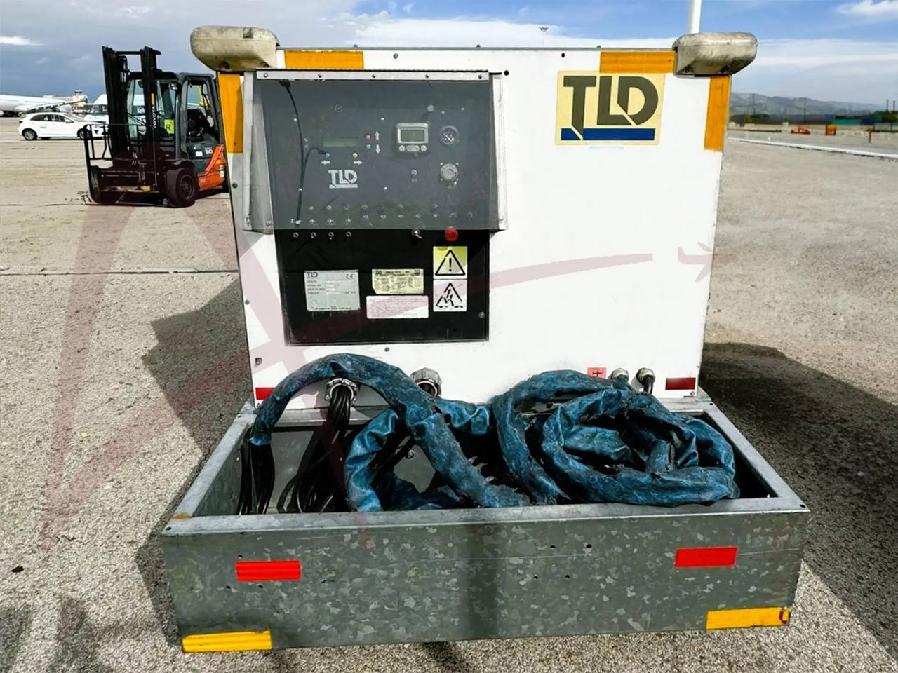 TLD GPU-4120-T-CUP-28 - Unidad de potencia en tierra: foto 2 TLD GPU-4120-T-CUP-28 - Unidad de potencia en tierra: foto 2