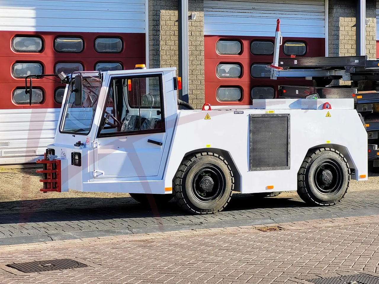 TLD TMX-100 - Remolcador de aviones: foto 1 TLD TMX-100 - Remolcador de aviones: foto 1