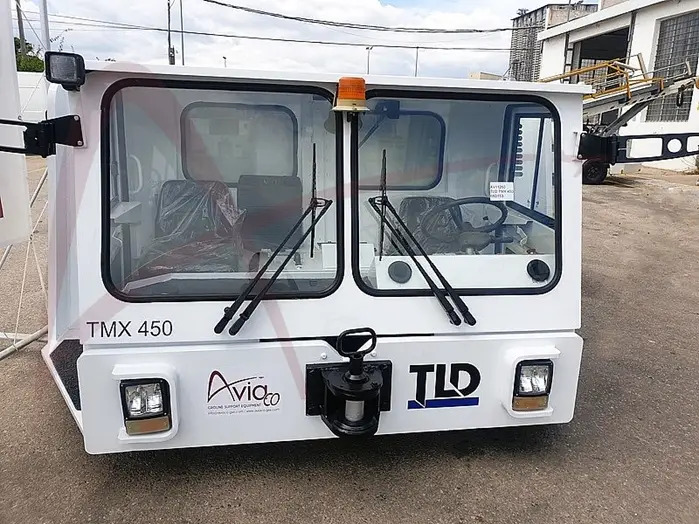 TLD TMX-450 - Remolcador de aviones: foto 1 TLD TMX-450 - Remolcador de aviones: foto 1