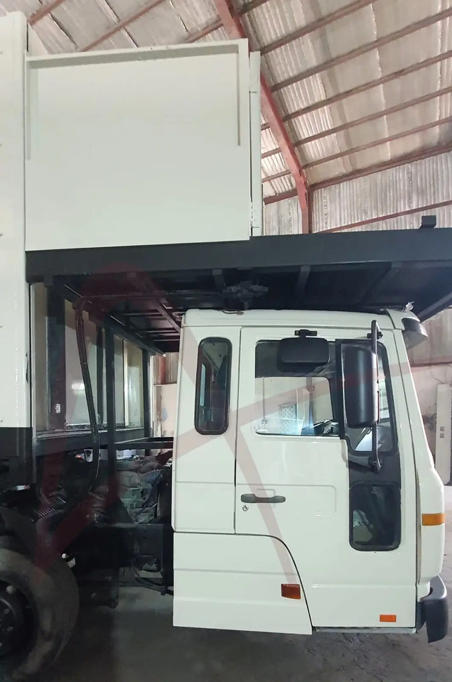 VOLVO AEROLIFT-B-VO/FL616H - Camión de catering: foto 5 VOLVO AEROLIFT-B-VO/FL616H - Camión de catering: foto 5