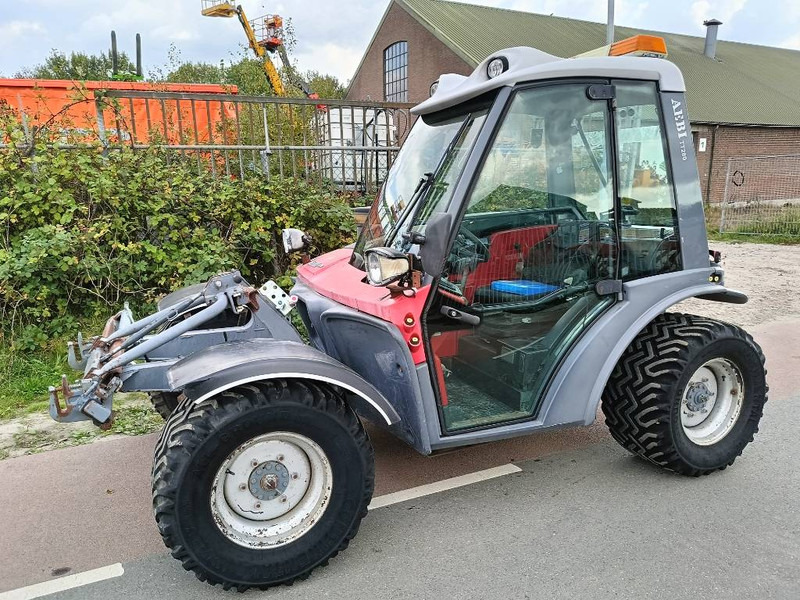 Aebi TT280 werktuigdrager maaier laag zwaartepunt - Remolque agrícola: foto 1 Aebi TT280 werktuigdrager maaier laag zwaartepunt - Remolque agrícola: foto 1