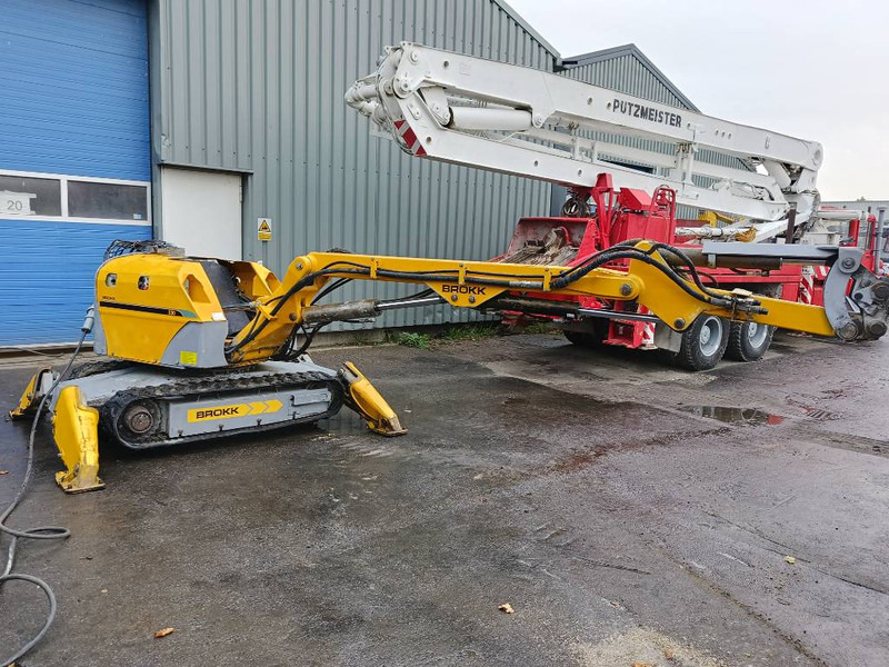 Brokk 330 remote demolition robot sloop kraan excavator - Excavadora de cadenas: foto 2 Brokk 330 remote demolition robot sloop kraan excavator - Excavadora de cadenas: foto 2