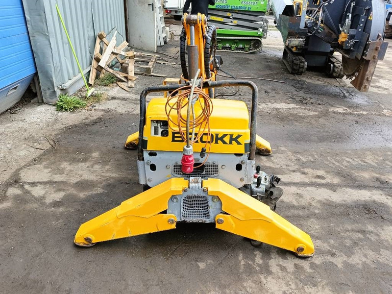 Brokk 90 husqvarna robot remote excavator digger - Excavadora de cadenas: foto 5 Brokk 90 husqvarna robot remote excavator digger - Excavadora de cadenas: foto 5