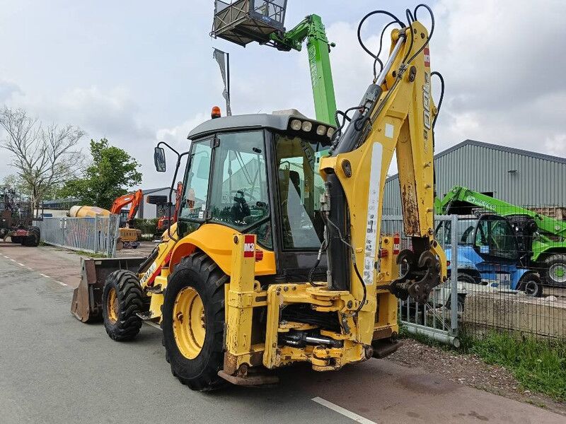 New Holland B 100 B LR graaflaad combinatie backhoe loader - Retroexcavadora: foto 2 New Holland B 100 B LR graaflaad combinatie backhoe loader - Retroexcavadora: foto 2