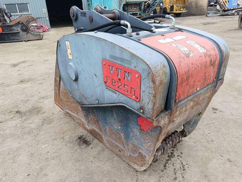 VTN FB250 crusher bucket vergruizer bak jaw kaakbreker - Cazo para Maquinaria de construcción: foto 4 VTN FB250 crusher bucket vergruizer bak jaw kaakbreker - Cazo para Maquinaria de construcción: foto 4