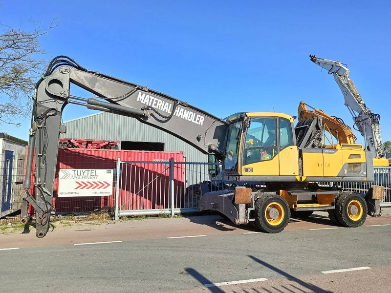 Manipulador de materiales para transporte de basura Volvo EW 210 D waste industry handler 25ton umslagbagger: foto 8