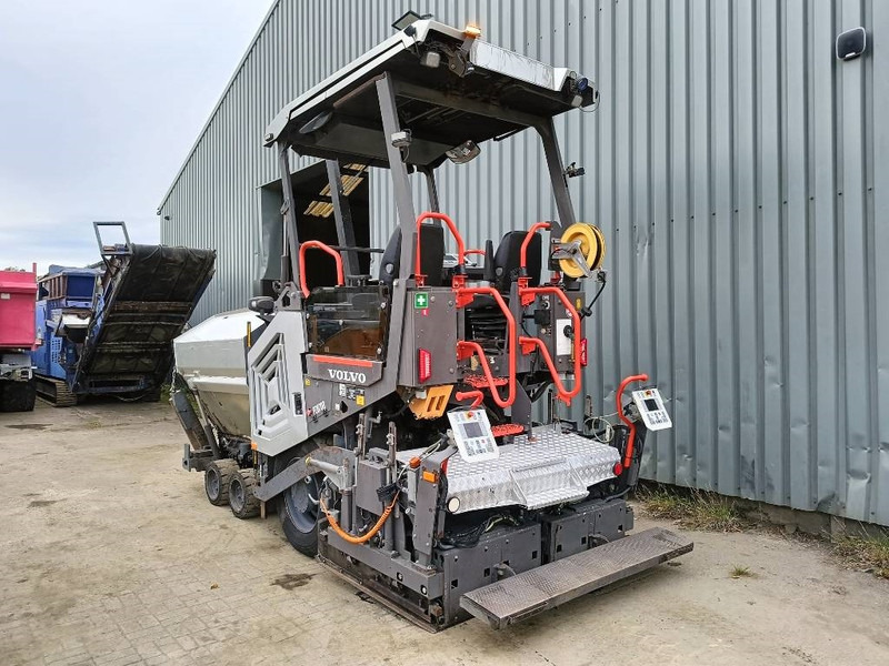 Pavimentadora de asfalto Volvo P 2870 D paver finisher asfaltmachine 2020: foto 11