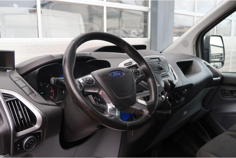 Ford Transit Custom 290 2.2 TDCI L1H2 Trend AIRCO/ CRUISE/ TREKHAAK - Furgoneta pequeña: foto 2 Ford Transit Custom 290 2.2 TDCI L1H2 Trend AIRCO/ CRUISE/ TREKHAAK - Furgoneta pequeña: foto 2