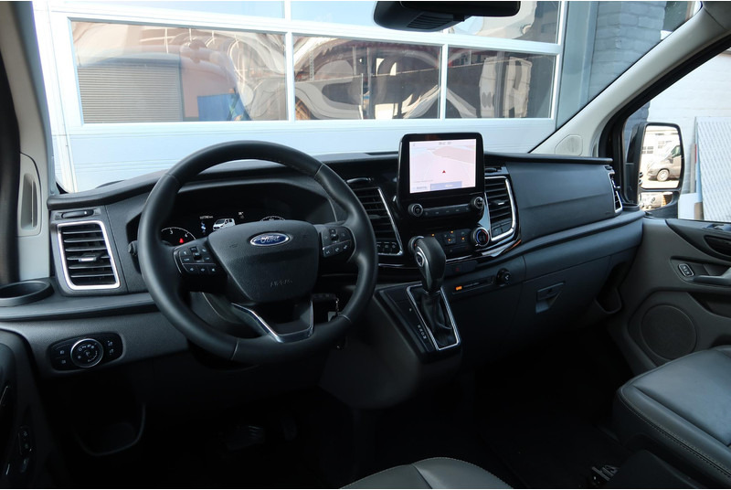 Ford Transit Custom 300 2.0 TDCI L2H1 Limited DC AUT/ LED/ CAMERA/ 2X DEUR/ LEDER/ ACC/ CARPLAY/ CLIMA/ TREKHAAK - Furgoneta pequeña, Furgoneta combi: foto 2 Ford Transit Custom 300 2.0 TDCI L2H1 Limited DC AUT/ LED/ CAMERA/ 2X DEUR/ LEDER/ ACC/ CARPLAY/ CLIMA/ TREKHAAK - Furgoneta pequeña, Furgoneta combi: foto 2