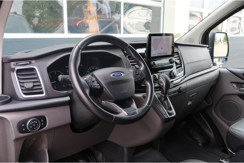 Ford Transit Custom 320 2.0 TDCI L2H1 Sport AUT/ LED/ CAMERA/ ACC/ CLIMA/ 2X DEUR/ TREKHAAK - Furgoneta pequeña: foto 2 Ford Transit Custom 320 2.0 TDCI L2H1 Sport AUT/ LED/ CAMERA/ ACC/ CLIMA/ 2X DEUR/ TREKHAAK - Furgoneta pequeña: foto 2