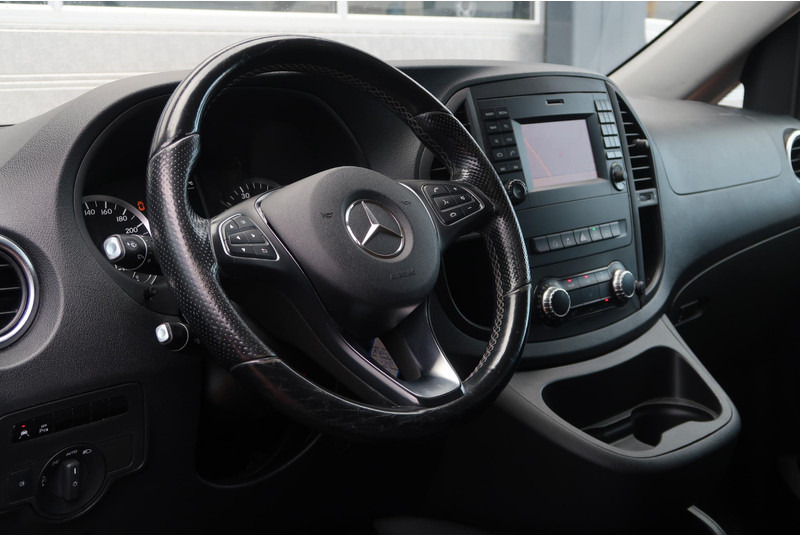 Mercedes-Benz Vito 119 CDI Lang DC/ LED/ CAM/ 2X SCHUIFDEUR/ STOELVERW/ CRUISE/ ETC. - Furgoneta pequeña, Furgoneta combi: foto 4 Mercedes-Benz Vito 119 CDI Lang DC/ LED/ CAM/ 2X SCHUIFDEUR/ STOELVERW/ CRUISE/ ETC. - Furgoneta pequeña, Furgoneta combi: foto 4