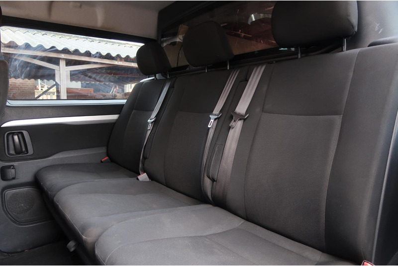 Furgoneta pequeña Opel Vivaro 2.0 CDTI L3H1 Innovation AUT/ LED/ CAMERA/ NAVI/ CRUISE/ CLIMA/ TREKHAAK: foto 16