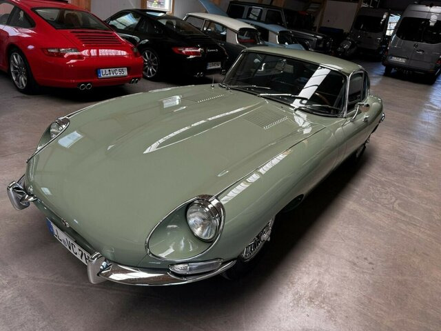 JAGUAR E-Type 4.2 Litre Series 1.5 FHC makellos!... - Coche: foto 5 JAGUAR E-Type 4.2 Litre Series 1.5 FHC makellos!... - Coche: foto 5