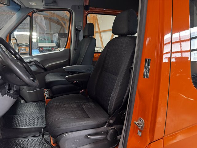 MERCEDES-BENZ Sprinter 316 CDI 4x4 Allrad L2H2 1. Hand!... - Furgón, Furgoneta combi: foto 4 MERCEDES-BENZ Sprinter 316 CDI 4x4 Allrad L2H2 1. Hand!... - Furgón, Furgoneta combi: foto 4