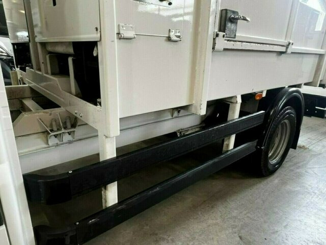 MERCEDES-BENZ Sprinter 516 CDI Müllwagen Papierkorbsammelfzg.... - Camión de basura: foto 3 MERCEDES-BENZ Sprinter 516 CDI Müllwagen Papierkorbsammelfzg.... - Camión de basura: foto 3