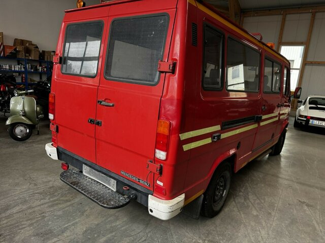 MERCEDES-BENZ T1 310 D Bremer Kombi Feuerwehr1. Hand... - Minibús, Furgoneta de pasajeros: foto 5 MERCEDES-BENZ T1 310 D Bremer Kombi Feuerwehr1. Hand... - Minibús, Furgoneta de pasajeros: foto 5