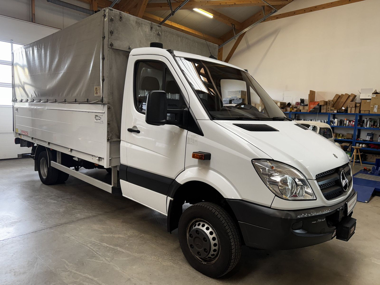 Mercedes-Benz Sprinter 516 CDI 4x4 Winde Pritsche LBW - Caja abierta furgoneta: foto 4 Mercedes-Benz Sprinter 516 CDI 4x4 Winde Pritsche LBW - Caja abierta furgoneta: foto 4