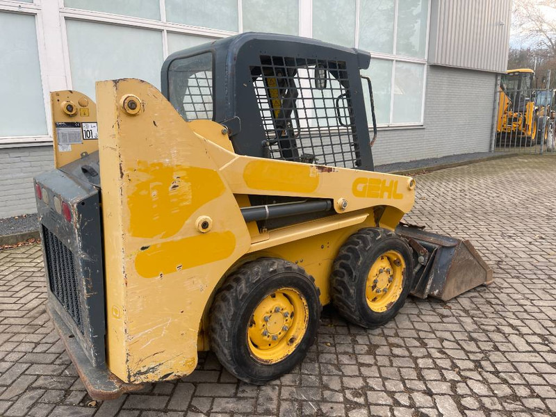 Gehl 3840 E 2015 - Minicargadora: foto 4 Gehl 3840 E 2015 - Minicargadora: foto 4