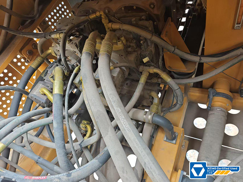 XCMG 2022 used XGC16000 1250ton large-tons crawler crane price - Grúa sobre orugas: foto 2 XCMG 2022 used XGC16000 1250ton large-tons crawler crane price - Grúa sobre orugas: foto 2