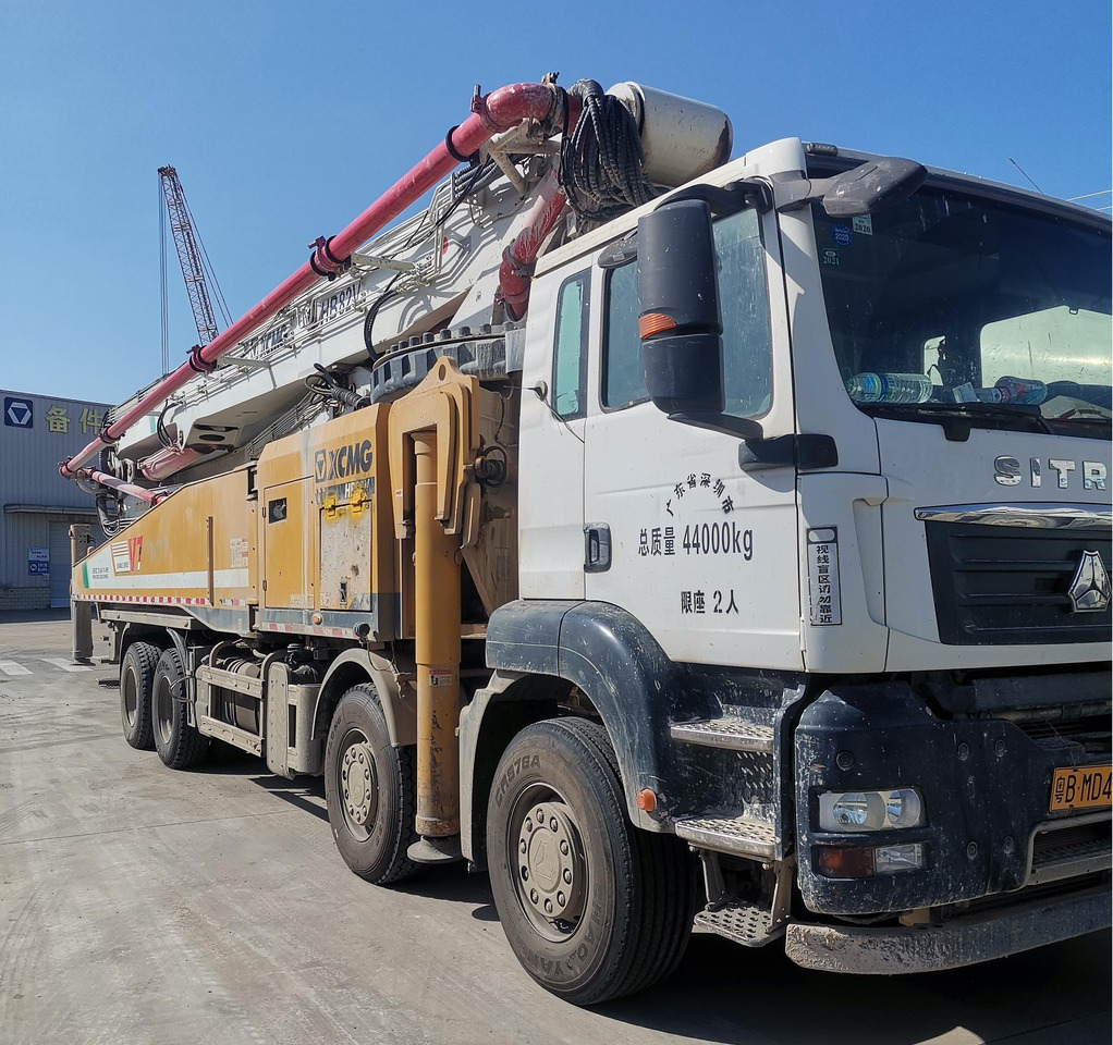 XCMG Factory Second Hand Hydraulic Concrete Pump HB62V 62m Cement Punp Truck For Sale - Bomba de hormigón: foto 2 XCMG Factory Second Hand Hydraulic Concrete Pump HB62V 62m Cement Punp Truck For Sale - Bomba de hormigón: foto 2