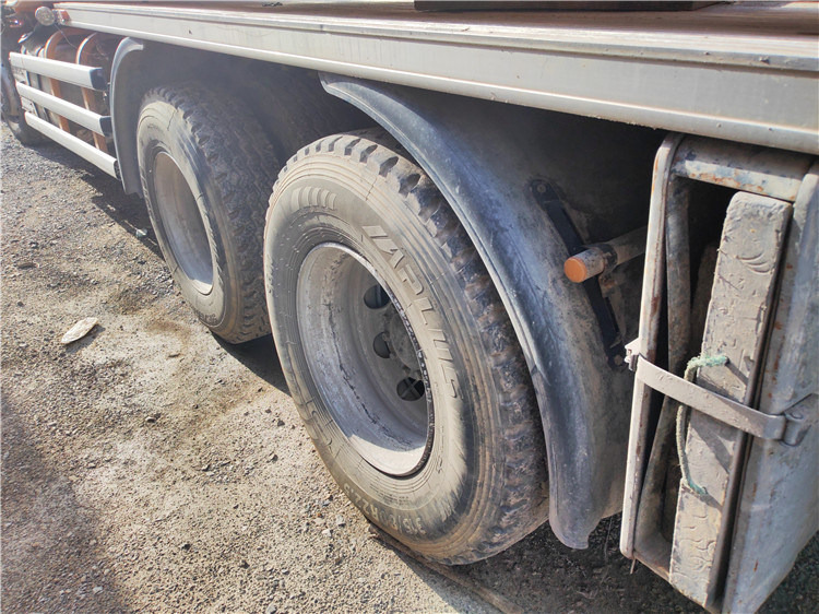 XCMG Official Hb60K 2016 Year Used 56m Truck-Mounted Concrete Pump Truck for Sale - Bomba de hormigón: foto 5 XCMG Official Hb60K 2016 Year Used 56m Truck-Mounted Concrete Pump Truck for Sale - Bomba de hormigón: foto 5