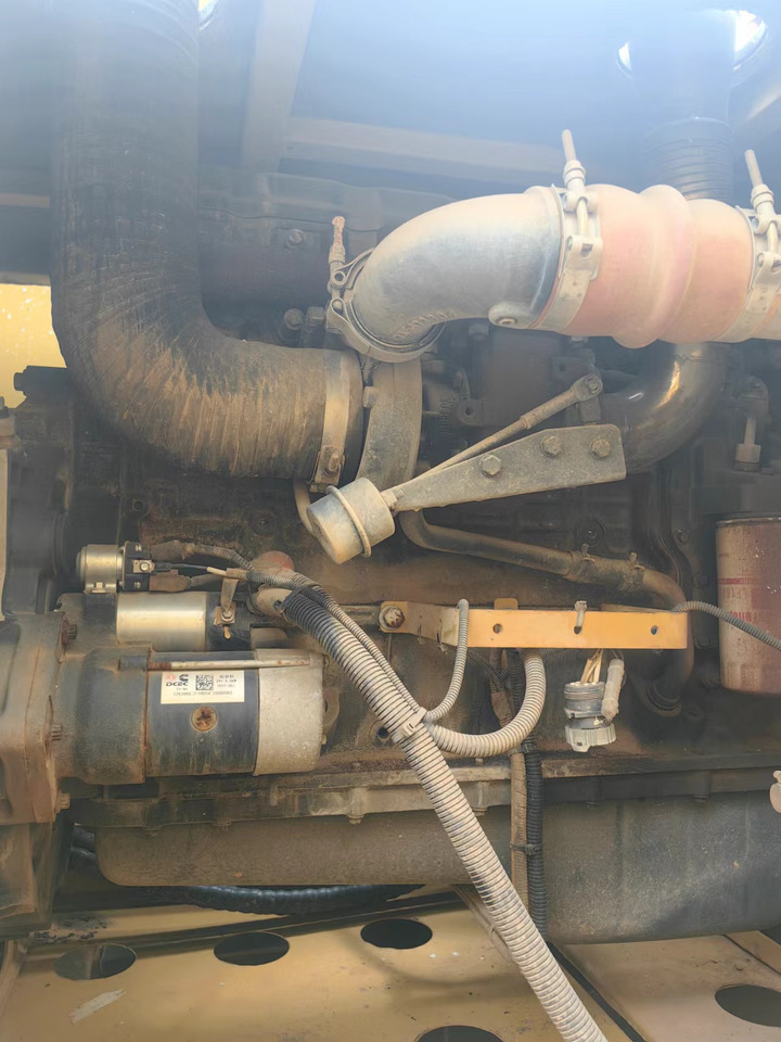 Grúa sobre orugas XCMG Official Used Telescopic Crawler Cranes XGC25T Small Hydraulic Crane Price For Sale: foto 7 Grúa sobre orugas XCMG Official Used Telescopic Crawler Cranes XGC25T Small Hydraulic Crane Price For Sale: foto 7