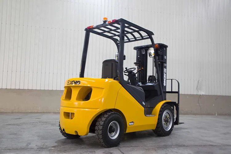 Carretilla todo terreno nuevo XCMG XCB30 3 ton hydraulic Fork Lift Truck Forklift With Attachments: foto 7