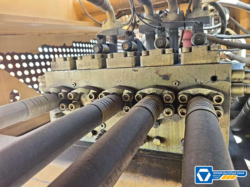 XCMG XGC16000 1250 ton 2020 used mobile crawler crane price - Grúa sobre orugas: foto 2 XCMG XGC16000 1250 ton 2020 used mobile crawler crane price - Grúa sobre orugas: foto 2