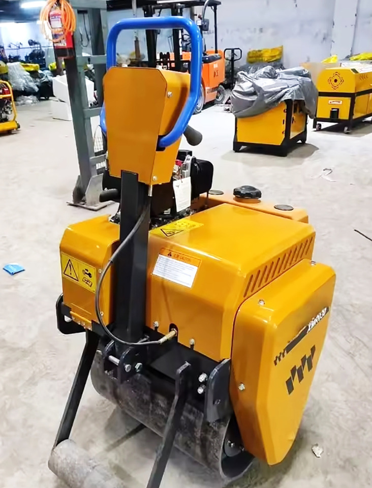 XCMG XMR040 small hand light hydraulic road roller for sale - Mini compactadora: foto 5 XCMG XMR040 small hand light hydraulic road roller for sale - Mini compactadora: foto 5