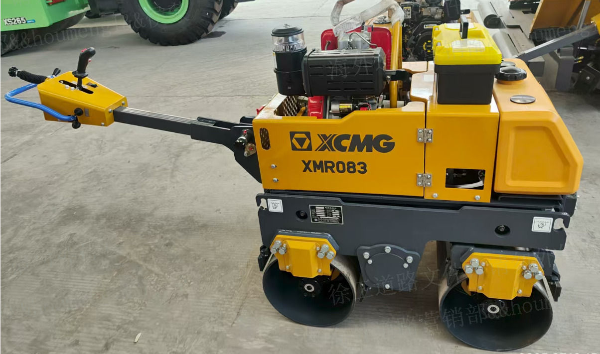 XCMG XMR083 light mini double drum 1 ton vibratory compactor - Mini compactadora: foto 3 XCMG XMR083 light mini double drum 1 ton vibratory compactor - Mini compactadora: foto 3