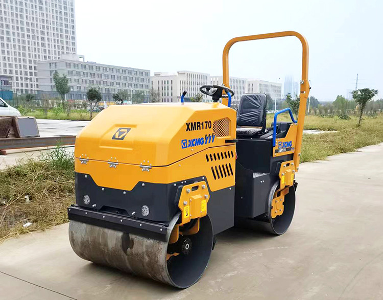XCMG official brand new 1.7 ton small road roller XMR170 - Mini compactadora: foto 4 XCMG official brand new 1.7 ton small road roller XMR170 - Mini compactadora: foto 4