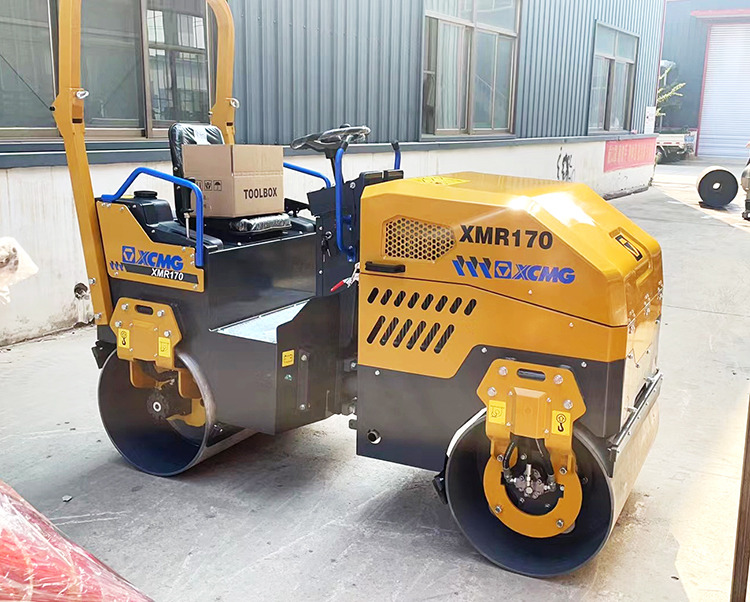 XCMG official brand new 1.7 ton small road roller XMR170 - Mini compactadora: foto 3 XCMG official brand new 1.7 ton small road roller XMR170 - Mini compactadora: foto 3