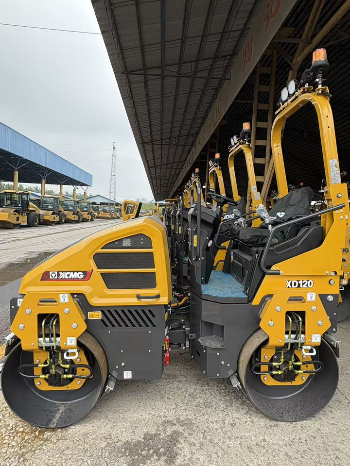 XCMG small XD120 Double Drum Vibratory Road Roller - Mini compactadora: foto 2 XCMG small XD120 Double Drum Vibratory Road Roller - Mini compactadora: foto 2