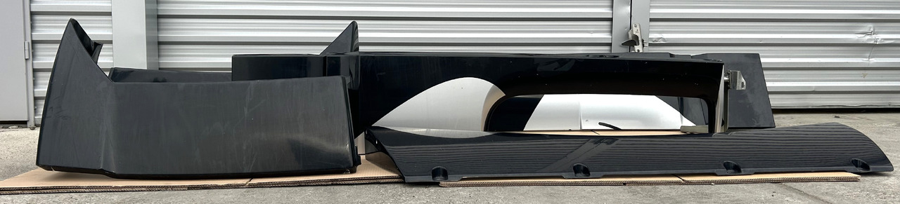 DAF A SET OF DAF XF 106 SPOILER - Pieza universal: foto 2 DAF A SET OF DAF XF 106 SPOILER - Pieza universal: foto 2
