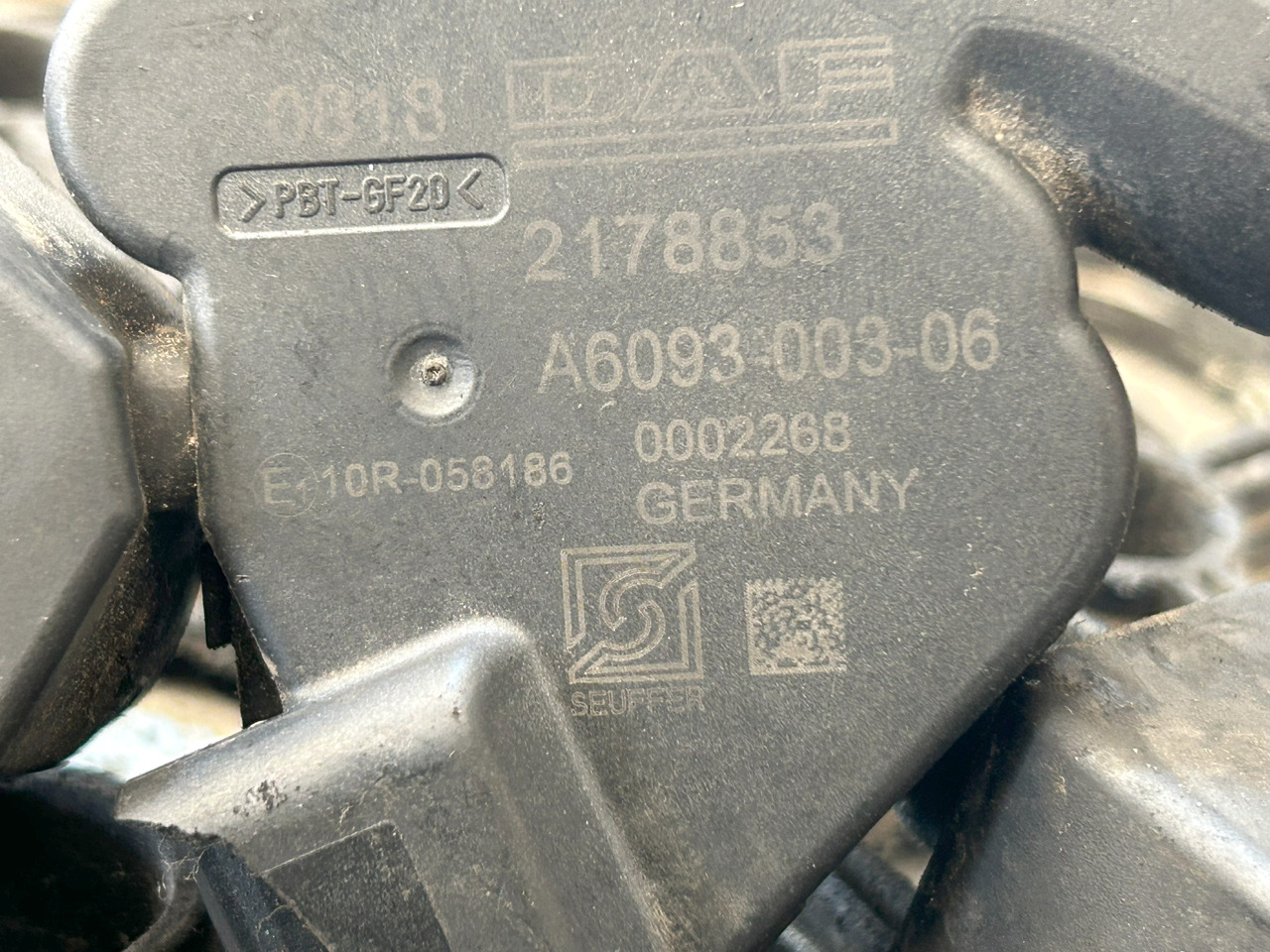 DAF BEM ECU CLAMP CONNECTOR - Sensor: foto 4 DAF BEM ECU CLAMP CONNECTOR - Sensor: foto 4