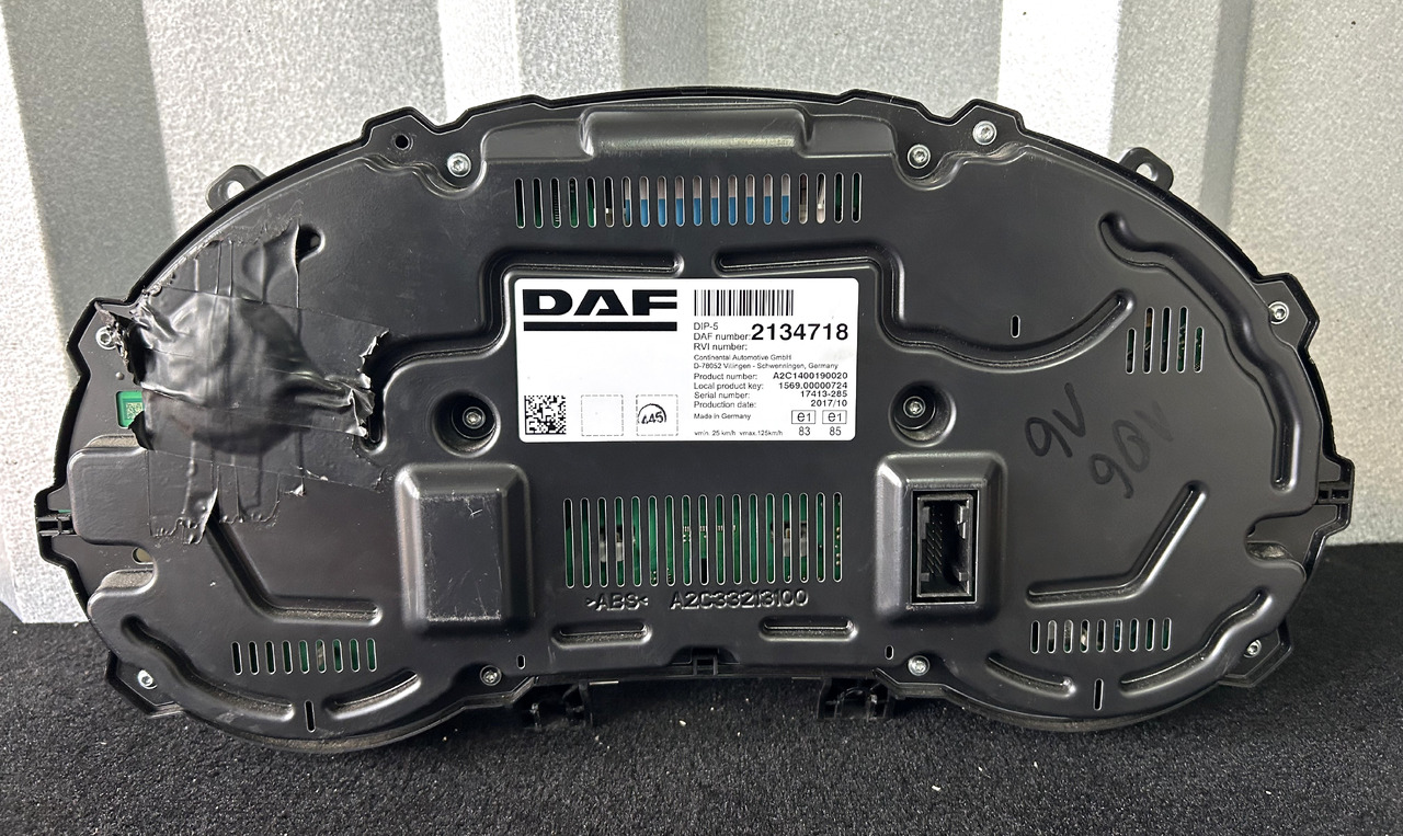 DAF DAF XF 106 CLOCK COUNTER 2134718 - Salpicadero: foto 2 DAF DAF XF 106 CLOCK COUNTER 2134718 - Salpicadero: foto 2