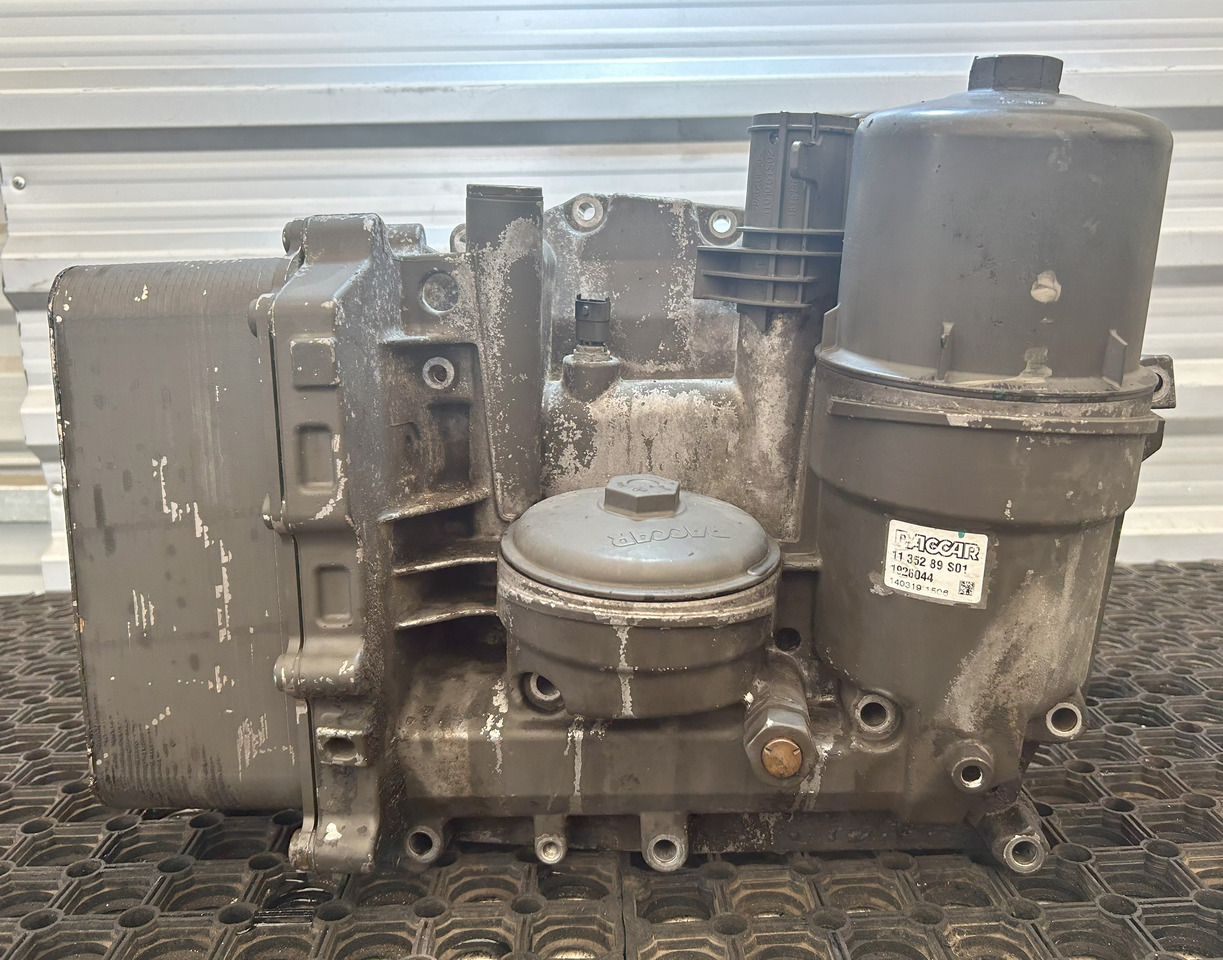 DAF OIL MODULE DAF XF - Filtro de aceite: foto 1 DAF OIL MODULE DAF XF - Filtro de aceite: foto 1