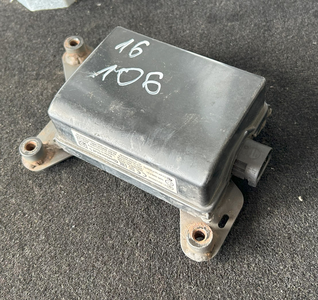 DAF RADAR AKTYWNY ACC2 AEBS DAF XF 106 480 - Sistema eléctrico para Camión: foto 4 DAF RADAR AKTYWNY ACC2 AEBS DAF XF 106 480 - Sistema eléctrico para Camión: foto 4