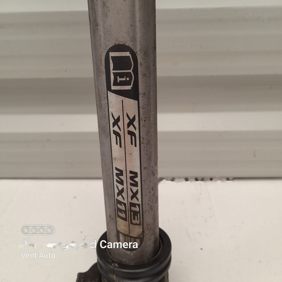 DAF XF 106 1925873 DAF 1925873 truck - Árbol de transmisión para Camión: foto 3 DAF XF 106 1925873 DAF 1925873 truck - Árbol de transmisión para Camión: foto 3