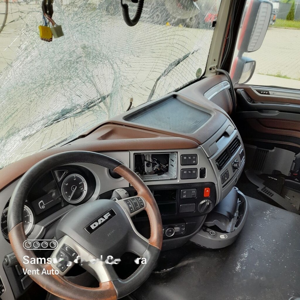 Cabina para Camión DAF XF 106 SUPER SPACE CAB LIFT FAHRERHAUS CABINE truck: foto 9 Cabina para Camión DAF XF 106 SUPER SPACE CAB LIFT FAHRERHAUS CABINE truck: foto 9