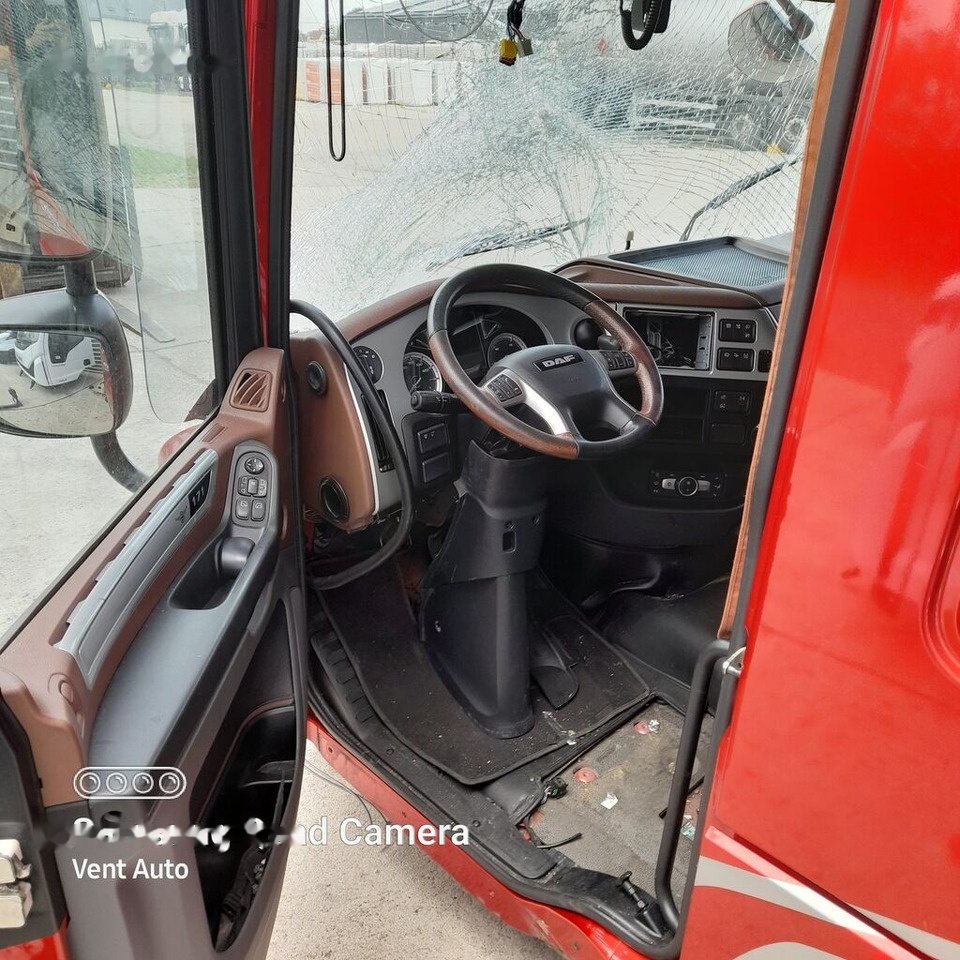Cabina para Camión DAF XF 106 SUPER SPACE CAB LIFT FAHRERHAUS CABINE truck: foto 8 Cabina para Camión DAF XF 106 SUPER SPACE CAB LIFT FAHRERHAUS CABINE truck: foto 8