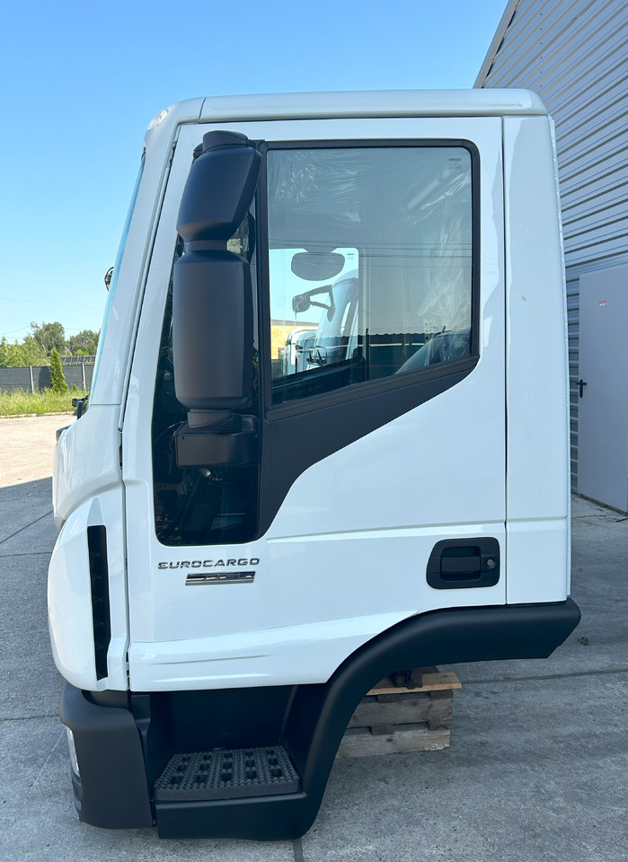 IVECO Eurocargo 75 DAY cabine Fahrerhaus Cab 2025 - Cabina para Coche: foto 4 IVECO Eurocargo 75 DAY cabine Fahrerhaus Cab 2025 - Cabina para Coche: foto 4