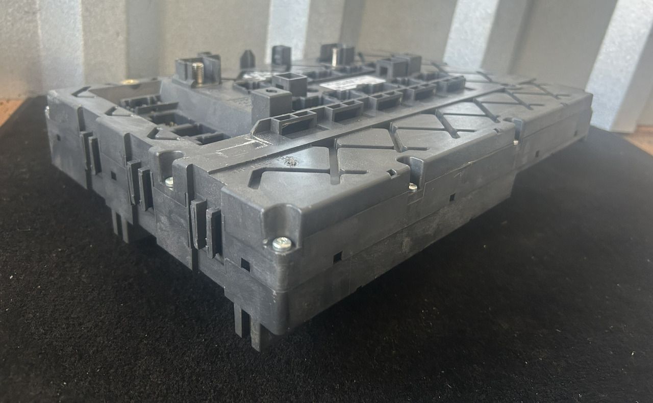 MERCEDES ANTOS MP4 A FUSE MODULE SAM - Fusible: foto 4 MERCEDES ANTOS MP4 A FUSE MODULE SAM - Fusible: foto 4