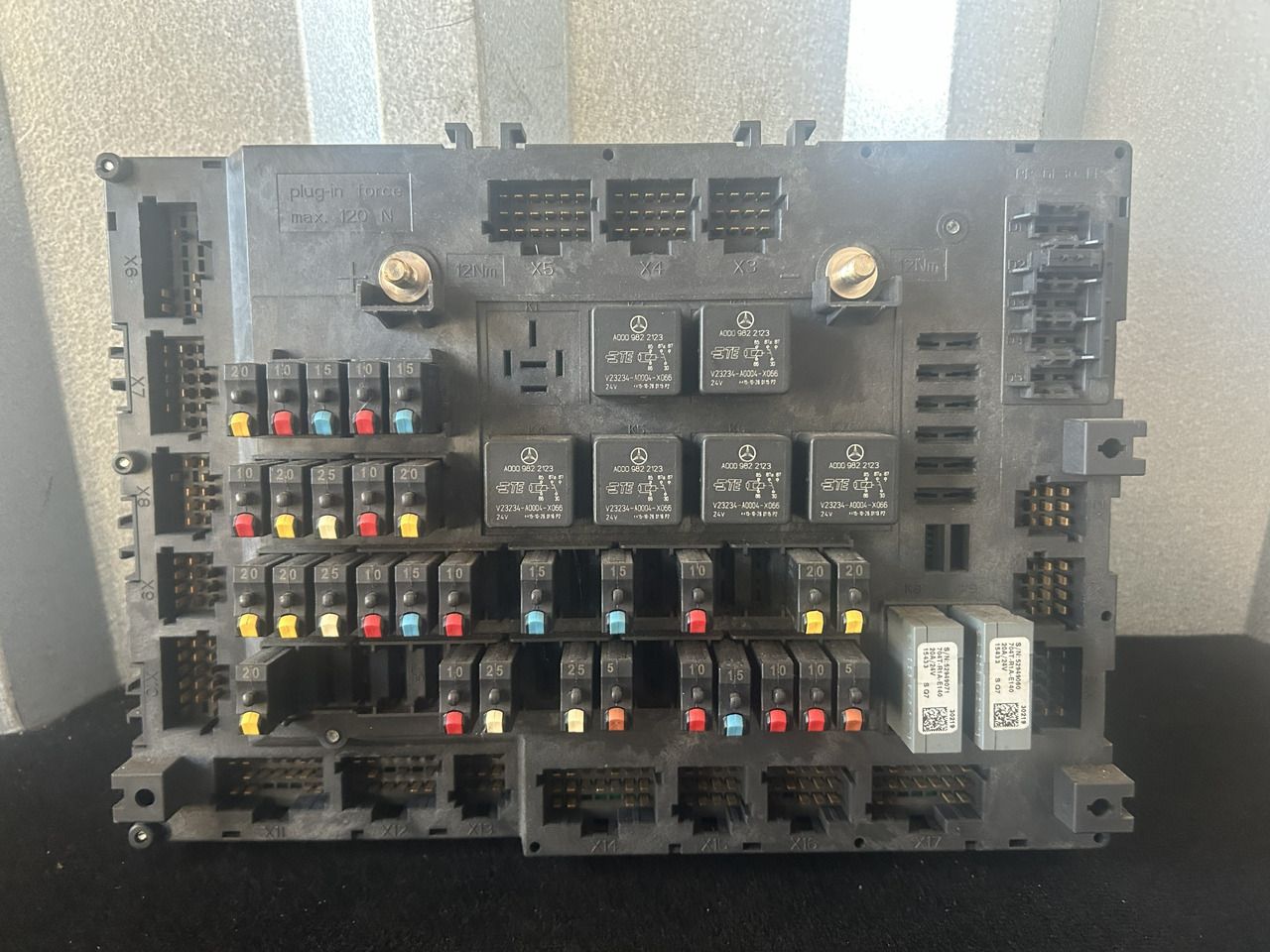 MERCEDES ANTOS MP4 A FUSE MODULE SAM - Fusible: foto 1 MERCEDES ANTOS MP4 A FUSE MODULE SAM - Fusible: foto 1