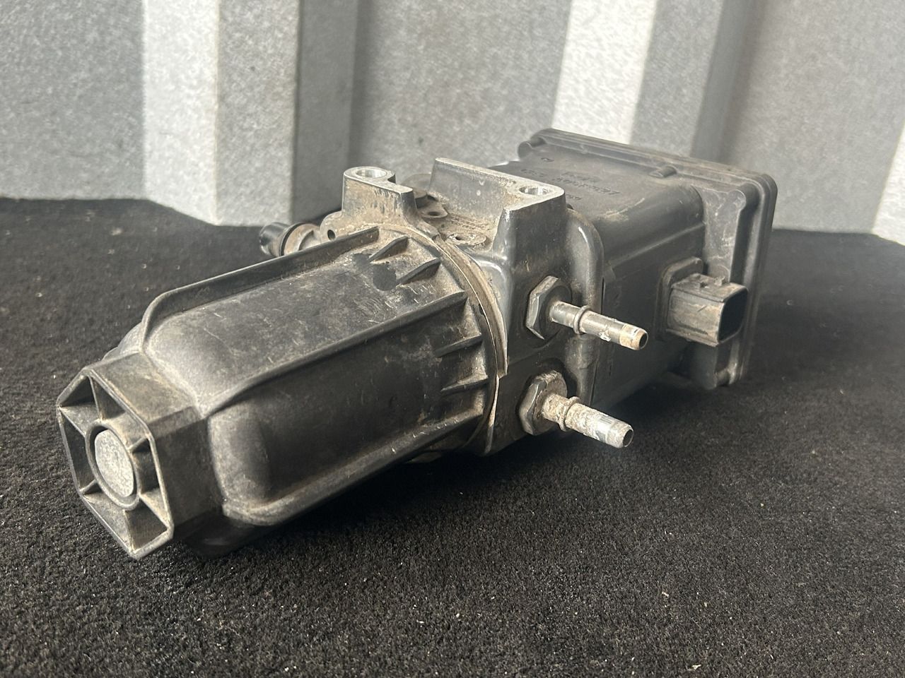 MERCEDES-BENZ ANTOS MP4 ADBLUE PUMP - Silenciador/ Sistema de escape para Camión: foto 5 MERCEDES-BENZ ANTOS MP4 ADBLUE PUMP - Silenciador/ Sistema de escape para Camión: foto 5