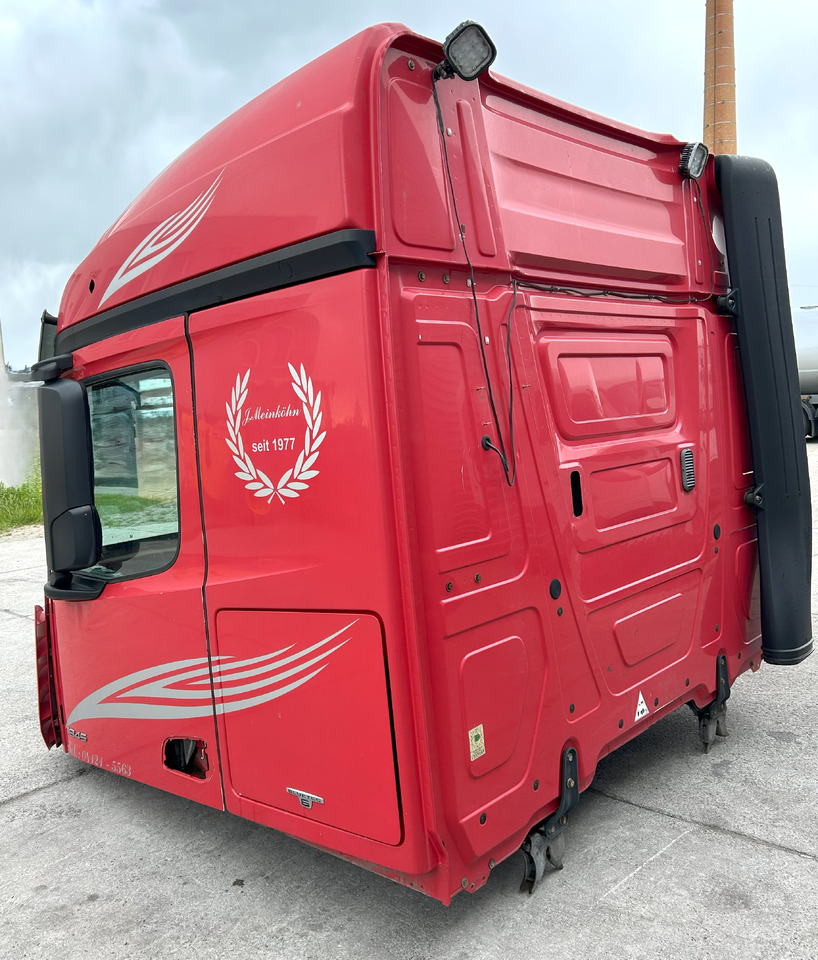 Mercedes Actros MP4 L StreamSpace 2,50 - Cabina: foto 3 Mercedes Actros MP4 L StreamSpace 2,50 - Cabina: foto 3