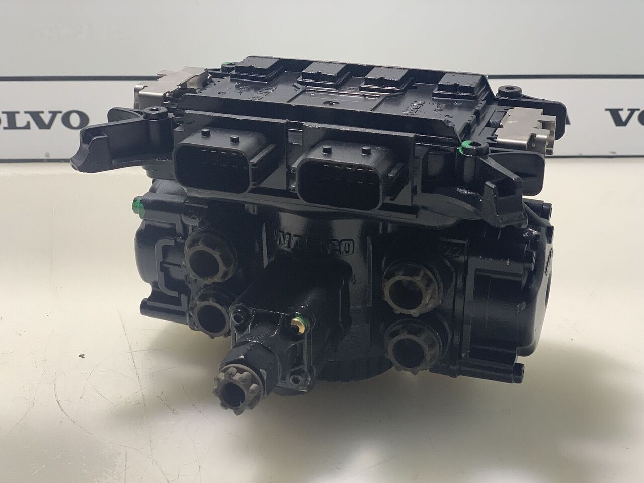 Mercedes-Benz ACTROS 4801050060   Mercedes-Benz ACTROS truck - Válvula de freno para Camión: foto 5 Mercedes-Benz ACTROS 4801050060   Mercedes-Benz ACTROS truck - Válvula de freno para Camión: foto 5