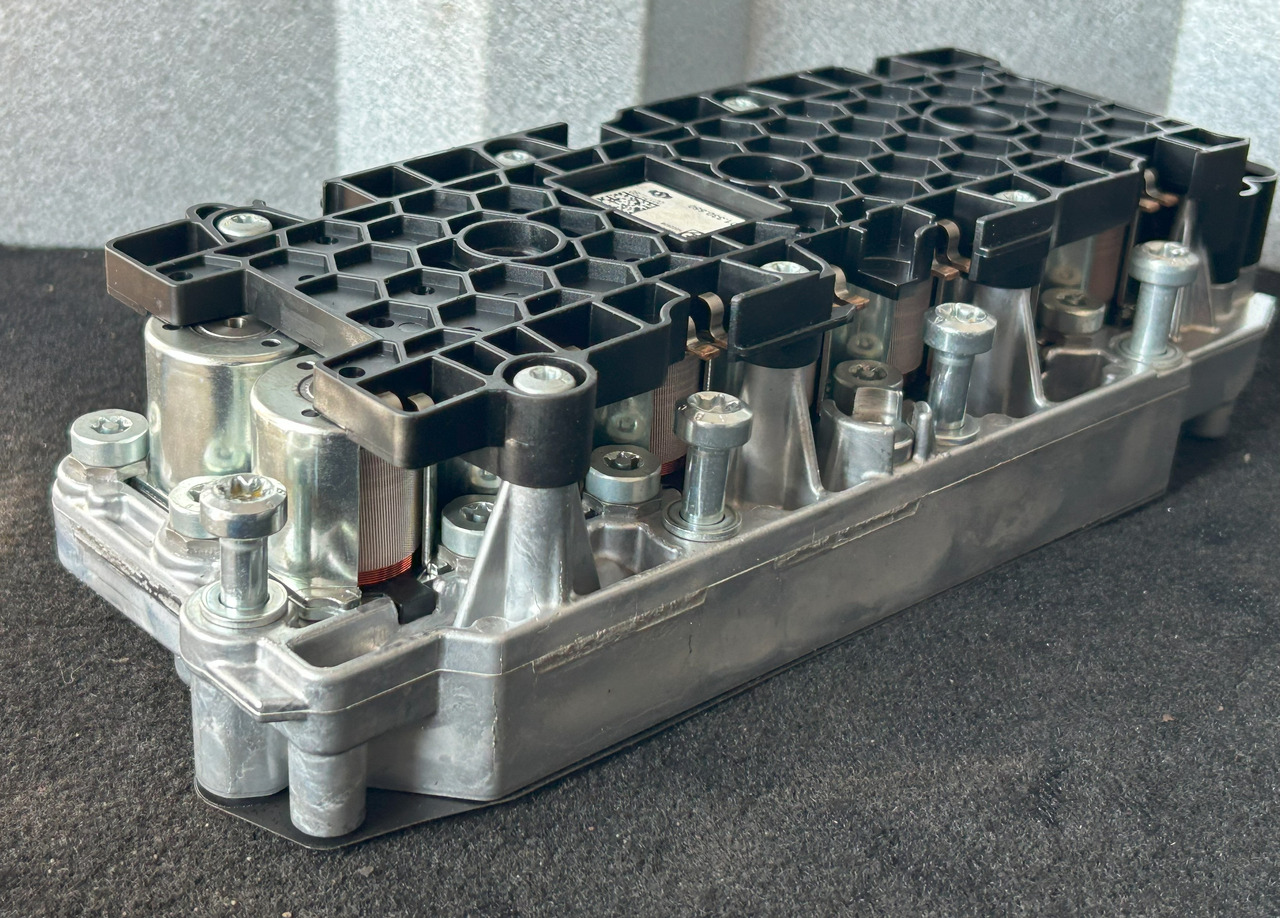 ZF DAF XF 106 530 TRAXON ZF VALVE BLOCK - Unidad de control para Camión: foto 4 ZF DAF XF 106 530 TRAXON ZF VALVE BLOCK - Unidad de control para Camión: foto 4