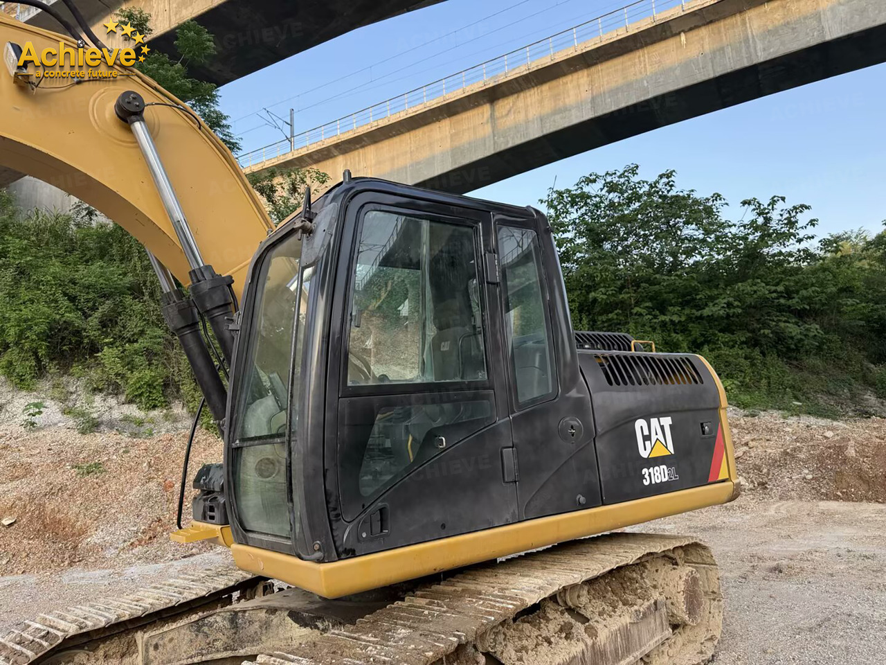 Caterpillar 318DL hydraulic excavator 0.72-0.8 m³ 91 kw/rpm 42.0-42.3 kN Cat® C4.2 【ACHIEVE】 TOP CONDITION!!! - Excavadora de cadenas: foto 5 Caterpillar 318DL hydraulic excavator 0.72-0.8 m³ 91 kw/rpm 42.0-42.3 kN Cat® C4.2 【ACHIEVE】 TOP CONDITION!!! - Excavadora de cadenas: foto 5